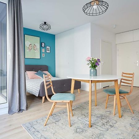 Mint Apartment Познань Экстерьер фото